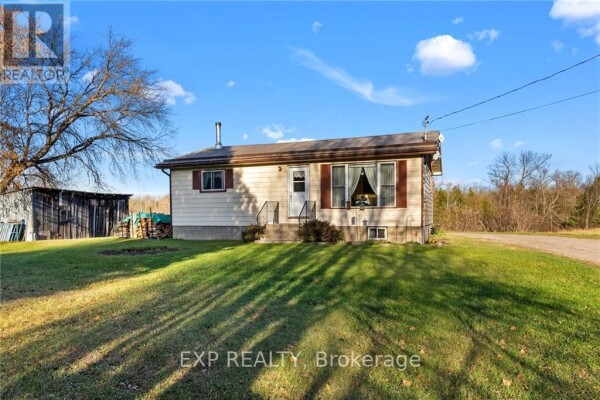 Photo 2 - Backyard - 276 FLAT ROAD, Greater Madawaska, ON K0J1N0