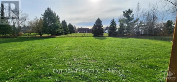 Photo 3 - Backyard - 5 WHITETAIL AVENUE, South Stormont, ON K0C1P0