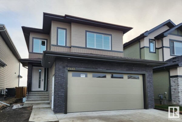 Photo 1 at 9443 Pear Cr SW SW, Edmonton, AB T6X2Z5