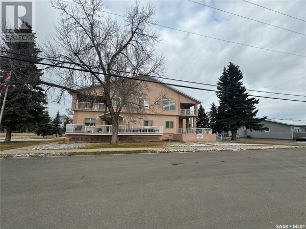 Photo 2 - FrontYard - 9 600 Broadway STREET W, Fort Qu'Appelle, SK S0G1S0