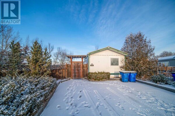 Photo 1 - FrontYard - 3908 51 Avenue, Provost, AB T0B3S0