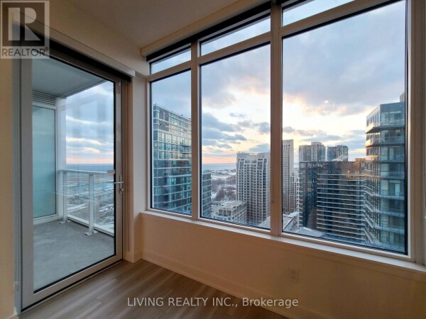 Photo 2 at 3115 19 BATHURST STREET, Toronto (Waterfront Communities), ON M5V0N2