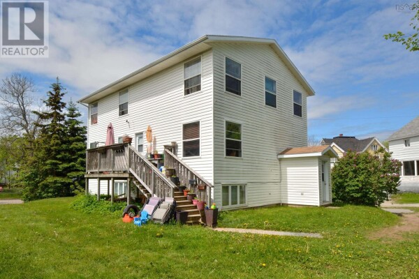 Photo 1 at 191 Inglis Street, Sydney, NS B1P1X1