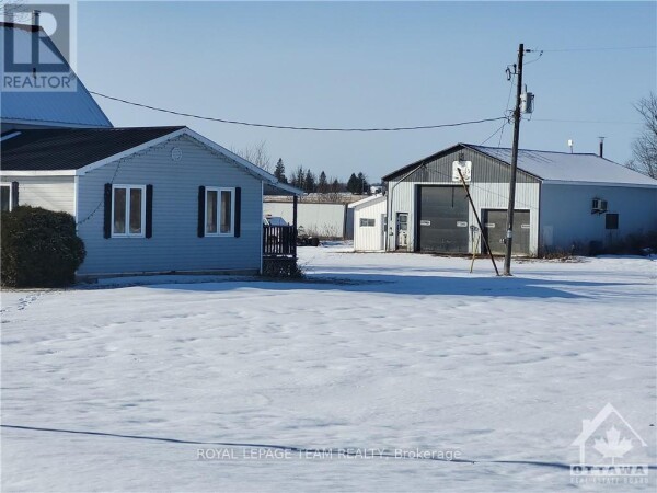 Photo 3 at 18561 COUNTY 43 ROAD, North Glengarry, ON K0C1B0