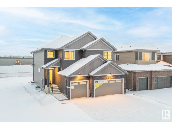 Photo 2 at 27 PRESCOTT CL, Spruce Grove, AB T7X0R3