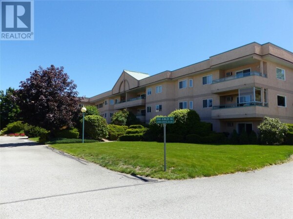 Photo 1 - FrontYard - 8700 Jubilee Road E Unit# 205, Summerland, BC V0H1Z5