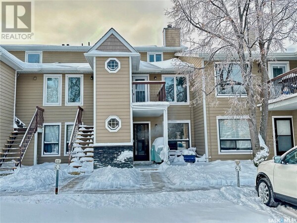 Photo 1 at 42 CEDAR MEADOW DRIVE, Regina, SK S4X3J6