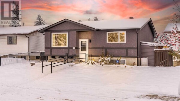 Photo 1 at 172 Penmeadows Close SE, Calgary, AB T2A3S2