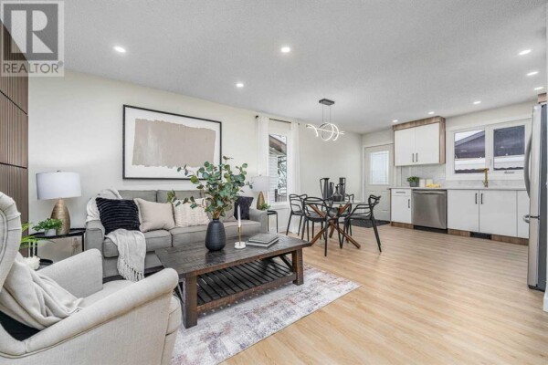 Photo 2 - LivingRoom - 172 Penmeadows Close SE, Calgary, AB T2A3S2