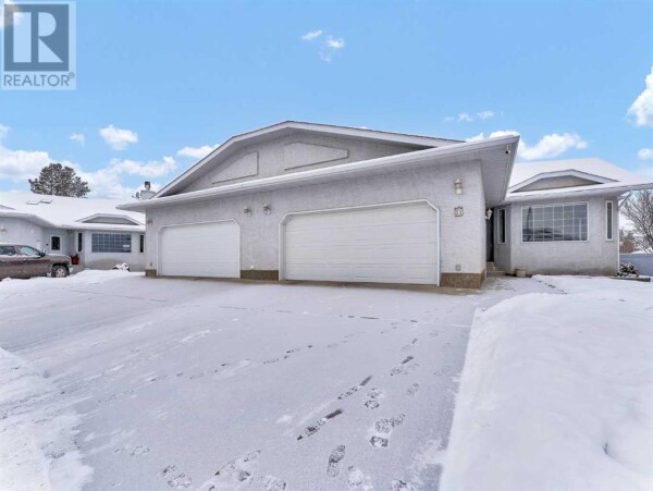 Photo 1 at 31 LuDor Close E, Brooks, AB T1R1G2