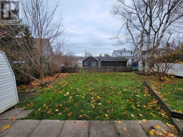 Photo 2 - Backyard - 195 Rockdale Avenue, Sydney, NS B1P1Z8