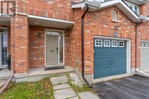 Photo 2 at 435 CELTIC RIDGE CRESCENT, Ottawa, ON K2W0B1