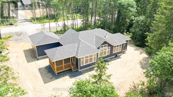 Photo 2 at 1005 KINGSRIDGE COURT, Lake of Bays, ON P1H0K1