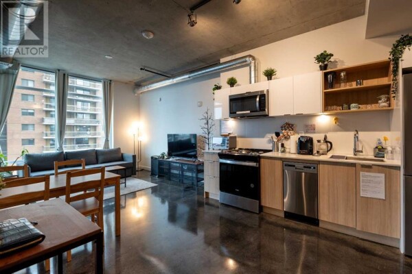 Photo 2 - Kitchen - 708, 1319 14 Avenue SW, Calgary, AB T3C0W3