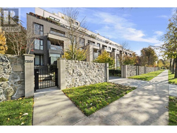 Photo 2 at 612 7228 ADERA STREET, West Vancouver, BC V6P0H8