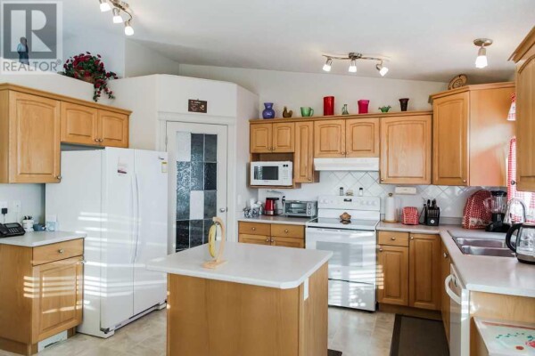 Photo 3 - Kitchen - 12705 90A Street, Grande Prairie, AB T8X8C8