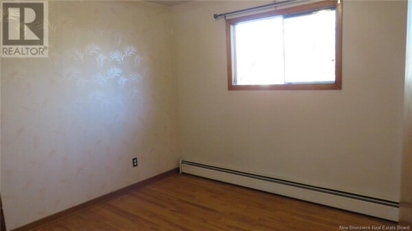 Photo 3 - Bedroom - 143 First Avenue, Moncton, NB E1C7X4