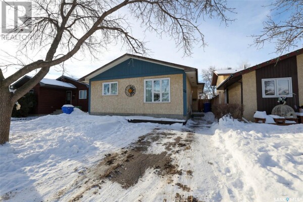 Photo 1 at 26 Carter CRESCENT, Regina, SK S4X2C7