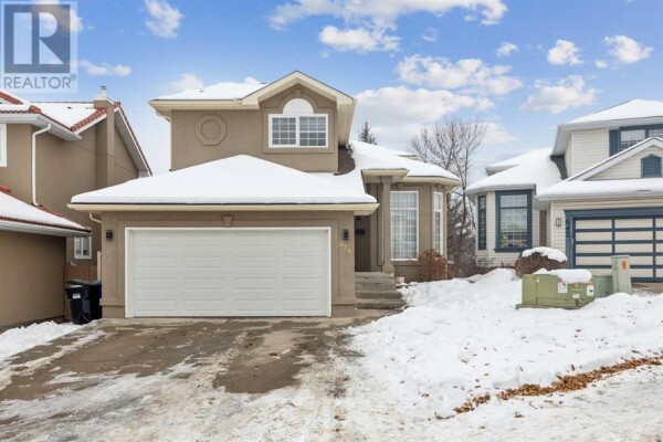 Photo 2 at 646 Sierra Morena Court SW, Calgary, AB T3H3C3