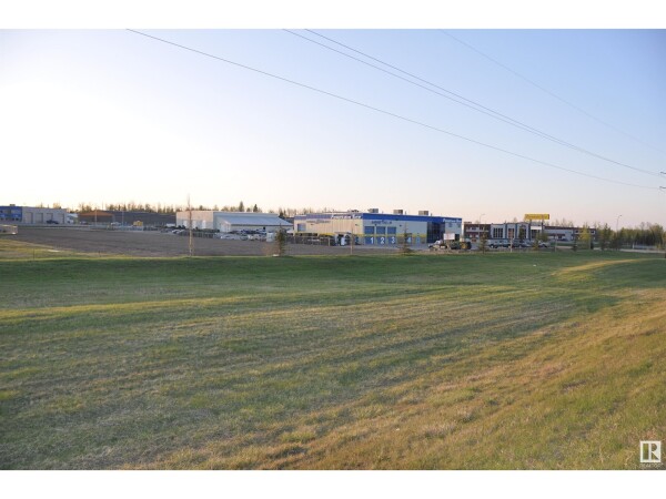 Photo 2 at 5641 56 ST, Drayton Valley, AB T7A0B2