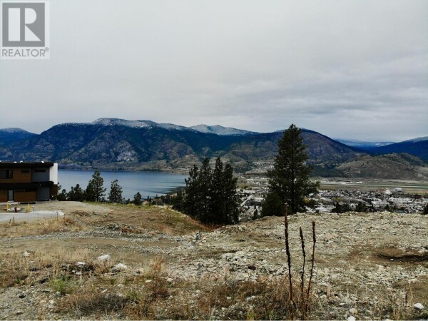 Photo 2 at 3331 EVERGREEN Drive Unit# 115, Penticton, BC V2A9A9