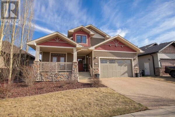 Photo 1 at 4006 45 Avenue, Sylvan Lake, AB T4S0C1