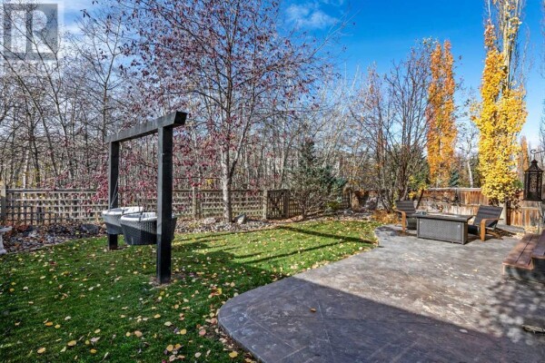 Photo 2 - Backyard - 37 Wentworth Way SW, Calgary, AB T3H5B2