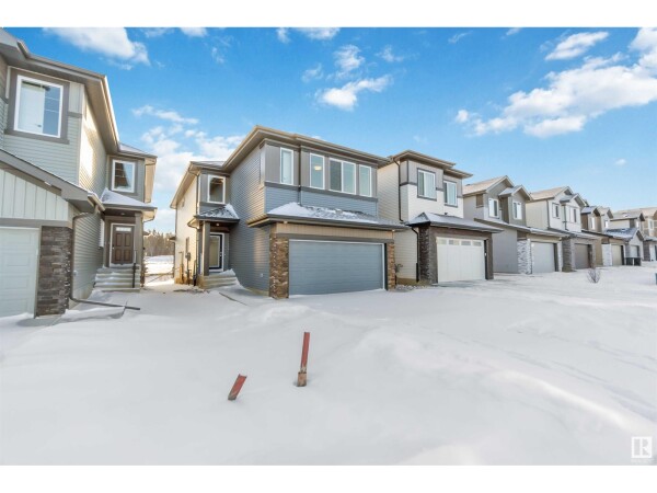 Photo 3 at 20 Meadowbrook WY, Spruce Grove, AB T7X0T8