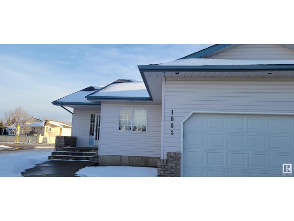 Photo 2 at 1003 James CR NW, Edmonton, AB T6L6P6