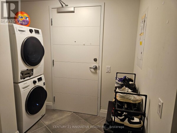 Photo 1 - LaundryRoom - 225 652 PRINCESS STREET, Kingston (Central City West), ON K7L1E5