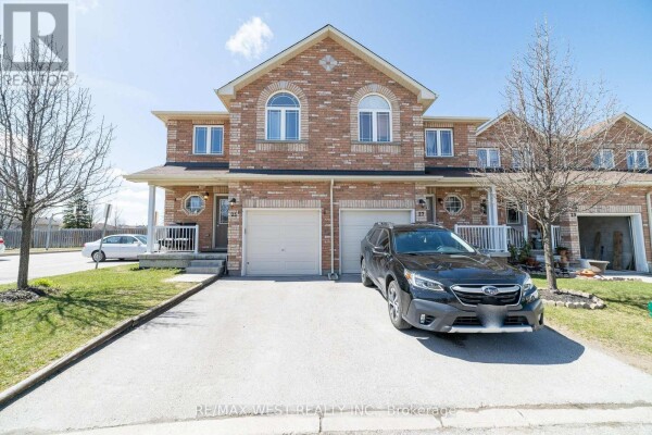 Photo 2 at 25 SOUTHWOODS CRESCENT, Barrie (Holly), ON L4N9P8