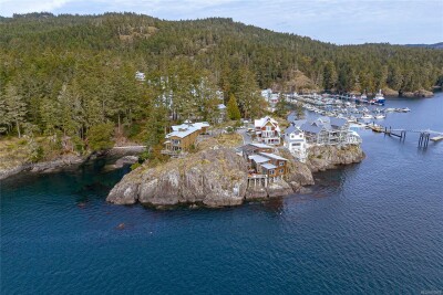 Picture of 817 Sunset Pt, Sooke BC V9Z 1N6