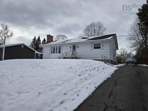 Picture of 9 Allison Avenue, Bible Hill NS B2N 4L4