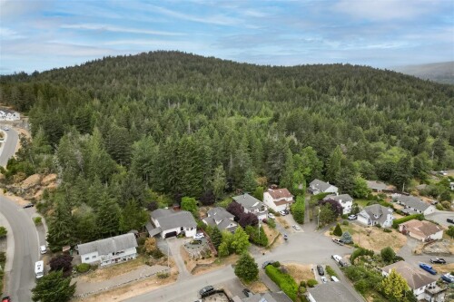 Picture of 2438 Valleyview Pl, Sooke BC V9Z 0L4