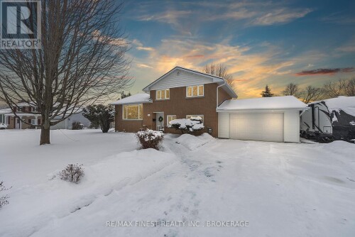 Picture of 31 MANITOU CRESCENT E