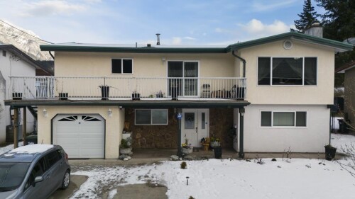 Picture of 281 CARIBOO AVENUE|Hope