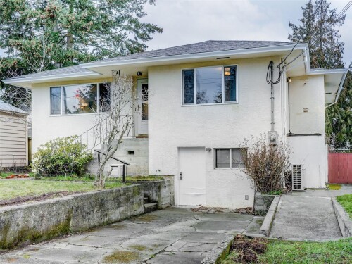 Picture of 816 Walker St, Victoria BC V9A 4C2