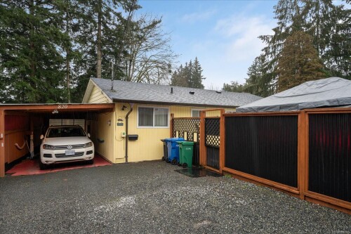 Picture of 820 Beaufort Dr, Nanaimo BC V9S 2C6