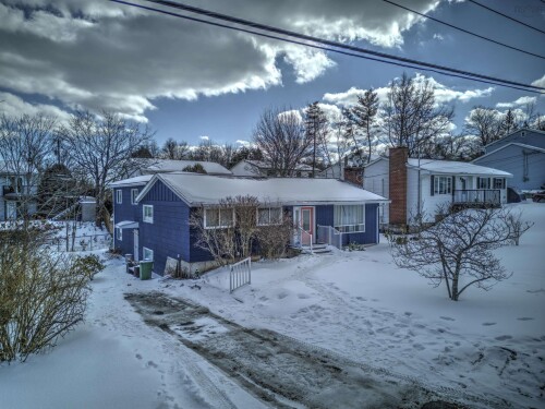 Picture of 33 Madeline Avenue, Lower Sackville NS B4C 2L8