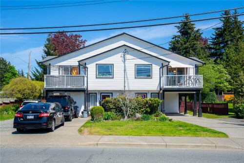 Picture of 250 Centennial Dr # B, Courtenay BC V9N 5R7