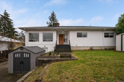 Picture of 425 Wharton St, Nanaimo BC V9R 1W3