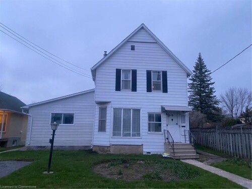 Picture of 17 Grant Street, Perth ON K7H 1X6