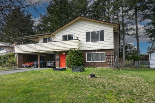 Picture of 2056 9th St E, Courtenay BC V9N 7E2