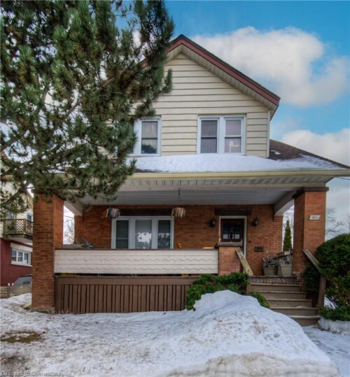 Picture of 211 Weber Street E, Kitchener ON N2H 1E7